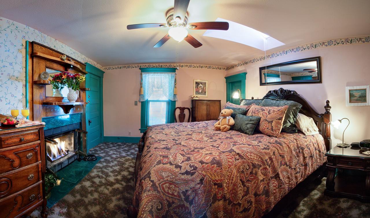 Holden House 1902 Bed & Breakfast Inn Colorado Springs Kültér fotó